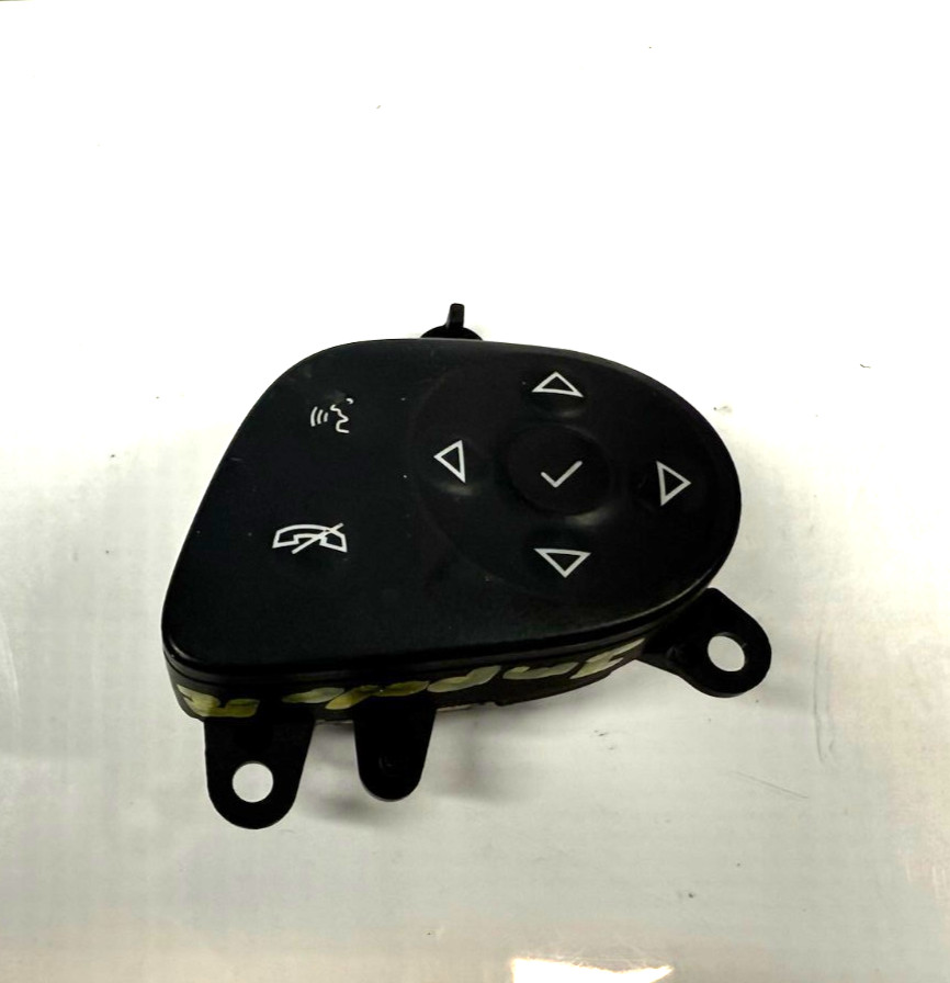 2014-2017 Chevrolet Impala (new style) Volume Switch OEM 10143733