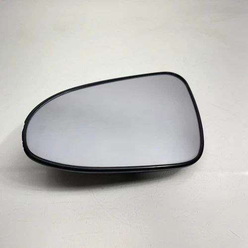 2012 - 2019 TOYOTA PRIUS C LEFT DRIVER SIDE MIRROR GLASS FOR  571626 OEM