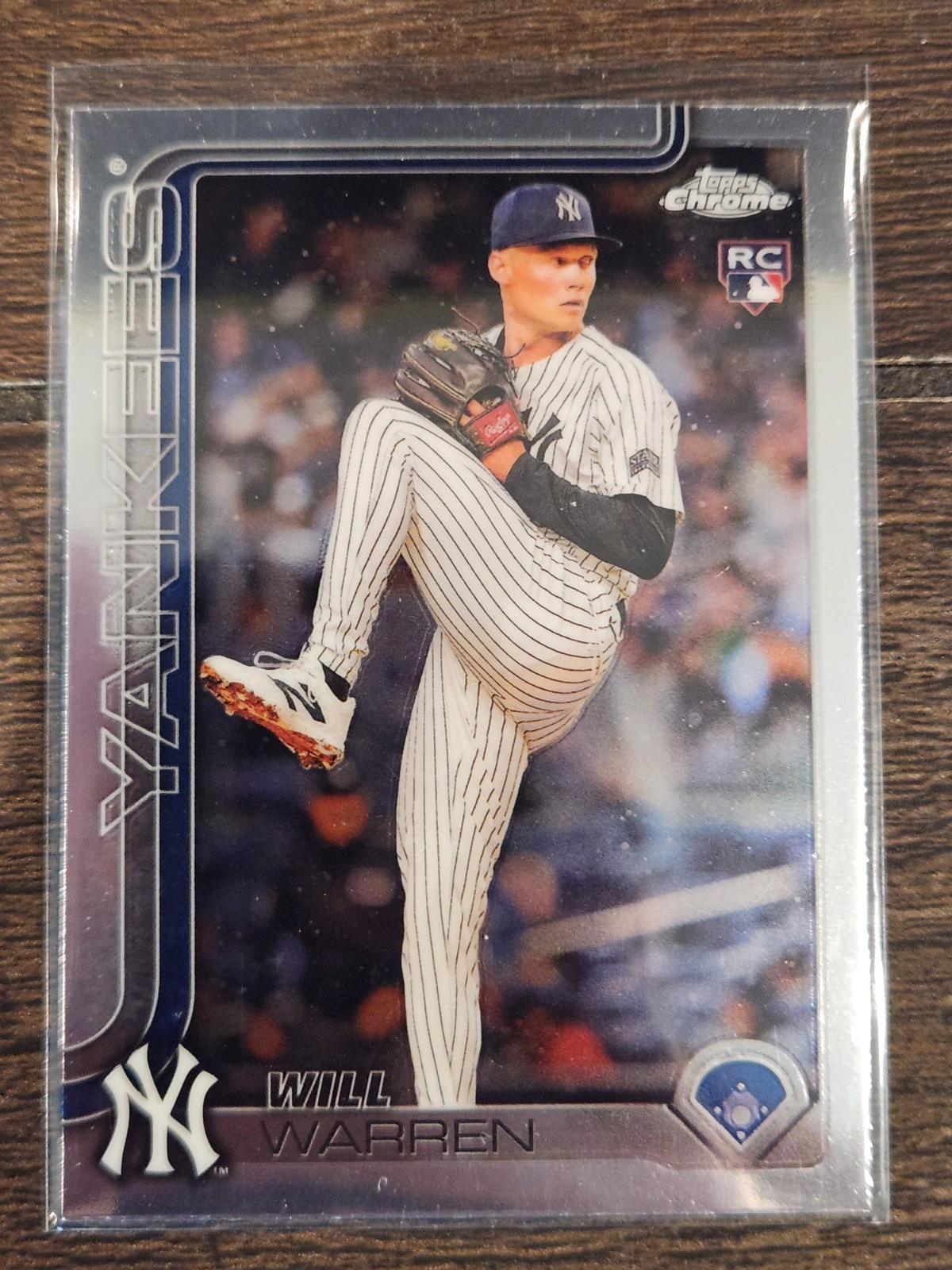 2025 Topps Chrome #81 Will Warren RC
