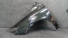 G16-053 * Mercedes W246 Kotfl&uuml;gel Seitenwand Links 191 Kosmosschwarz Met