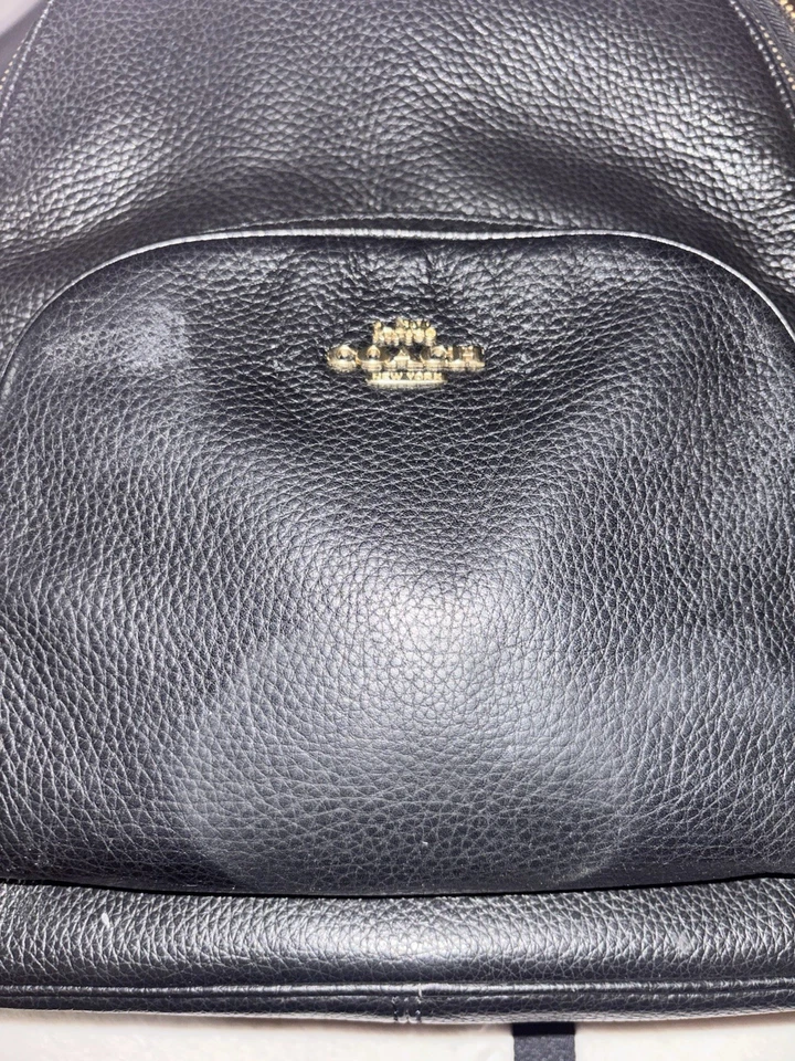 Mini Mochila Coach de Cuero Guijarro Negro Dorado Herrajes - Bolso Auténtico Foto 4 de 4