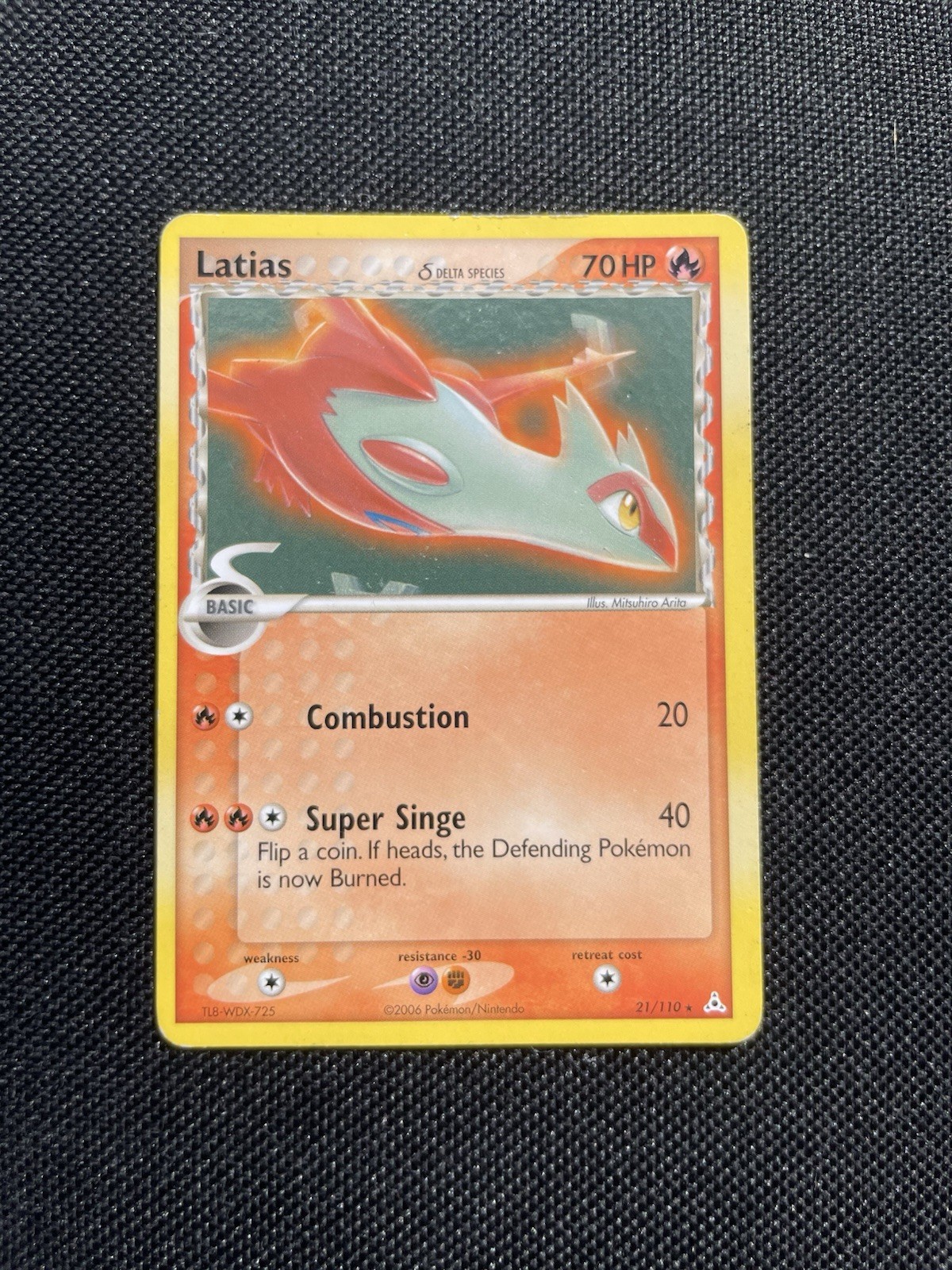 Latias (Delta Species) 21/110 Holon Phantoms Regular