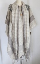 MEXICAN CAPE PONCHO Vintage Hand-Woven Tan Gray Cream Wool Fringe Scarf OS RARE