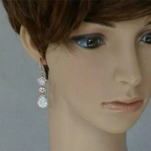 Pendientes de gancho colgantes y colgantes de ópalo de fuego corte pera de 2 quilates para mujer acabado en oro rosa de 14 k Foto 2 de 4