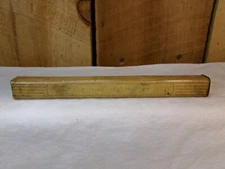 Vintage A.P.C. Silk Isinglass Plaster Advertising Collectible Tin