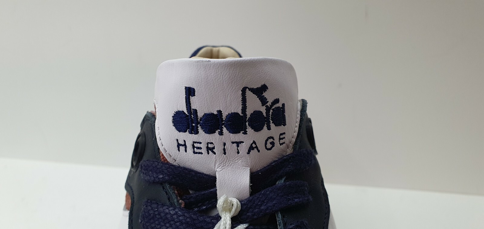 diadora 1990