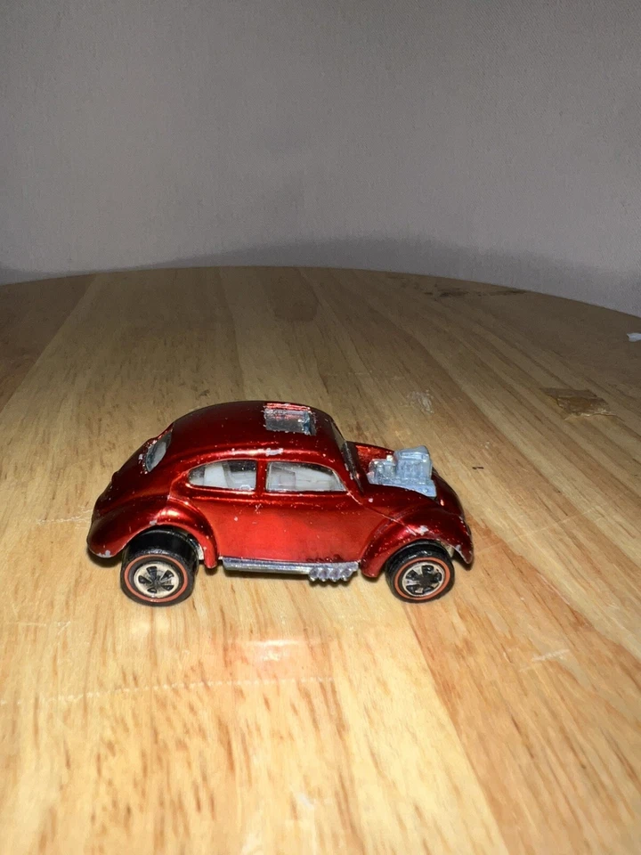 Hot Wheels Redline CUSTOM VOLKSWAGEN VW VERMELHO EUA Branco Interior - Imagem 2 de 4