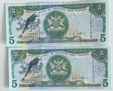 Trinidad & Tobago $5 Note Pair – Pick #47 – Consecutive BB884499-500 – 2006