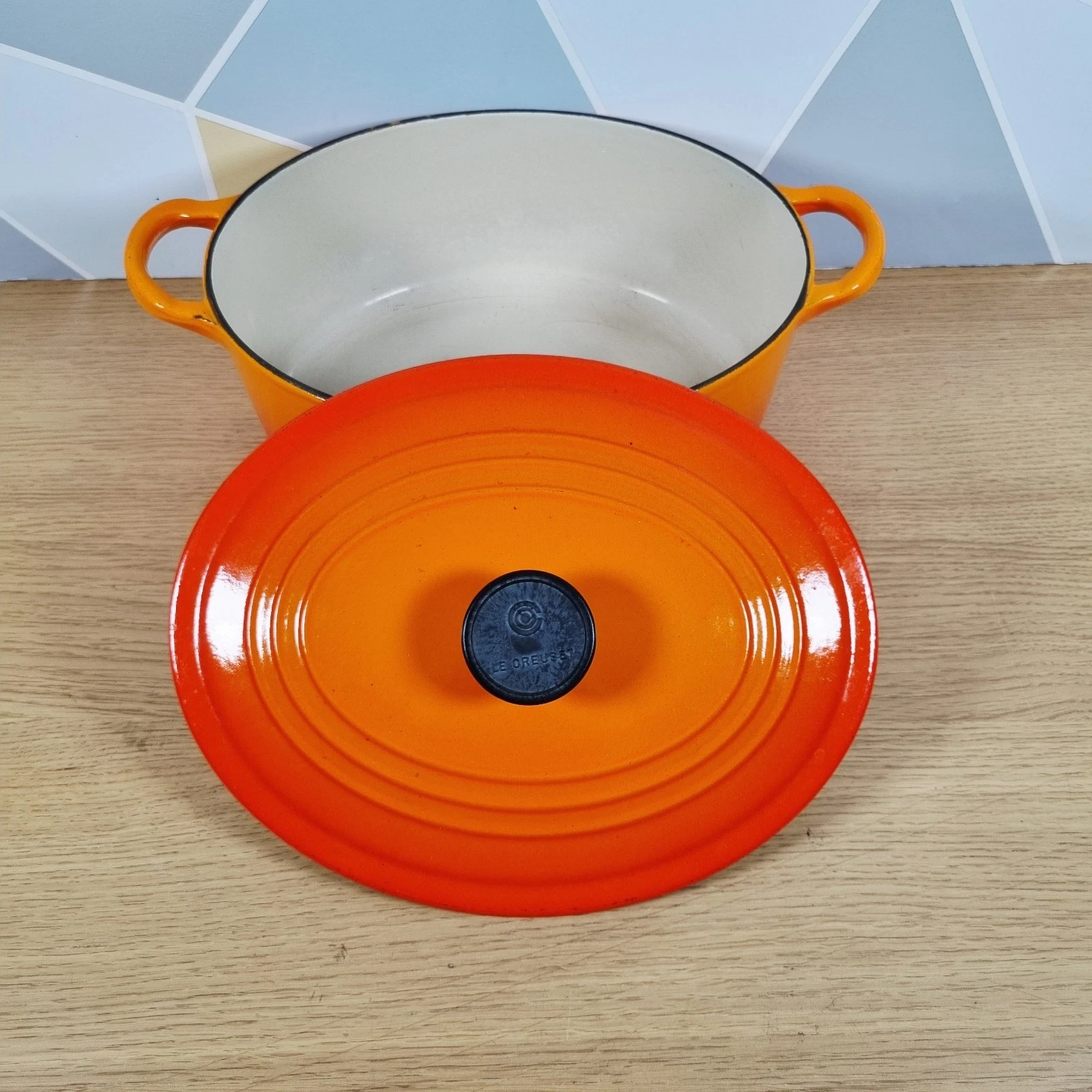 Vintage Le Creuset Cast Iron 25 Oval Casserole Volcanic Orange Size C Dutch Oven