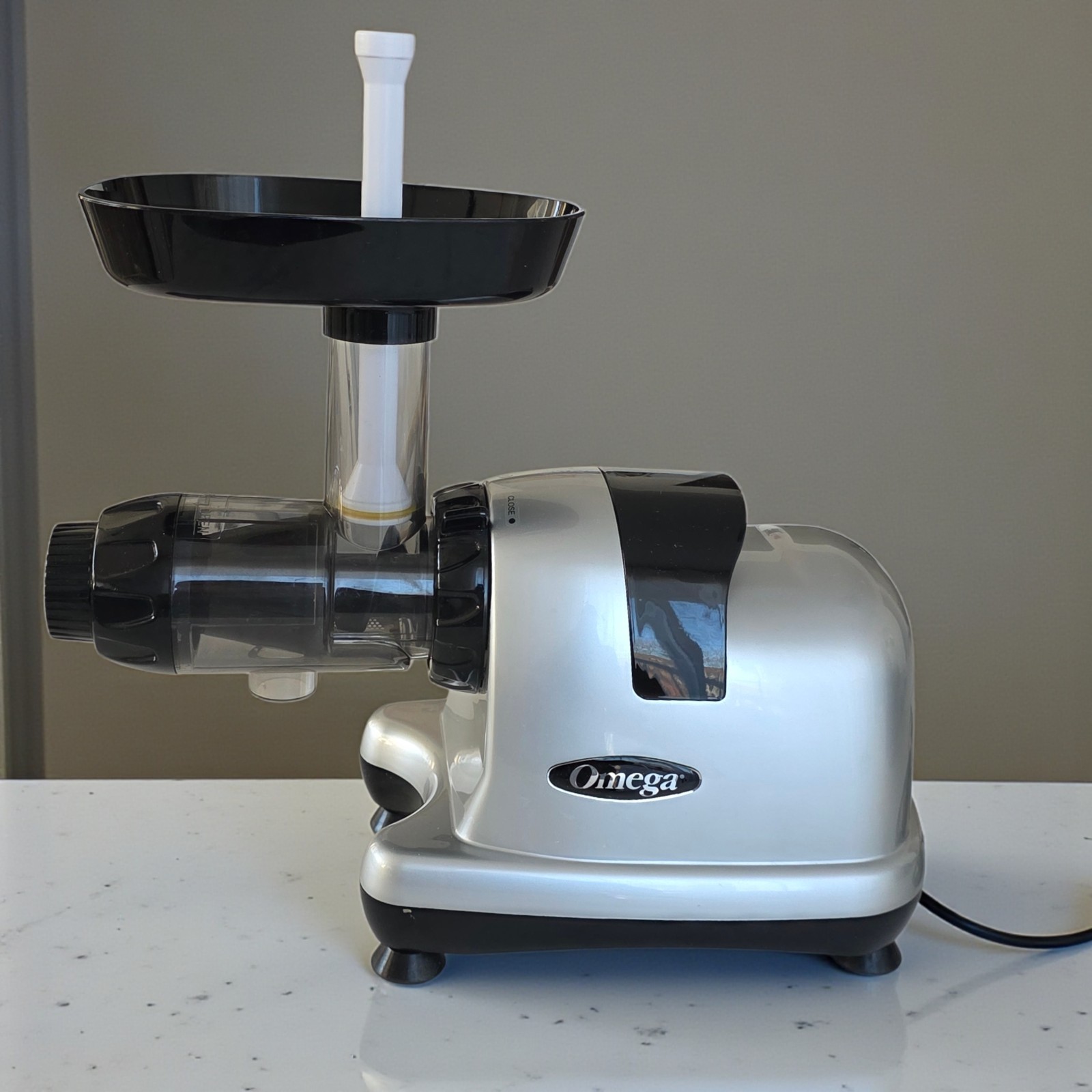 Omega J8007S Cold Press Slow Masticating Juicer Extractor - 