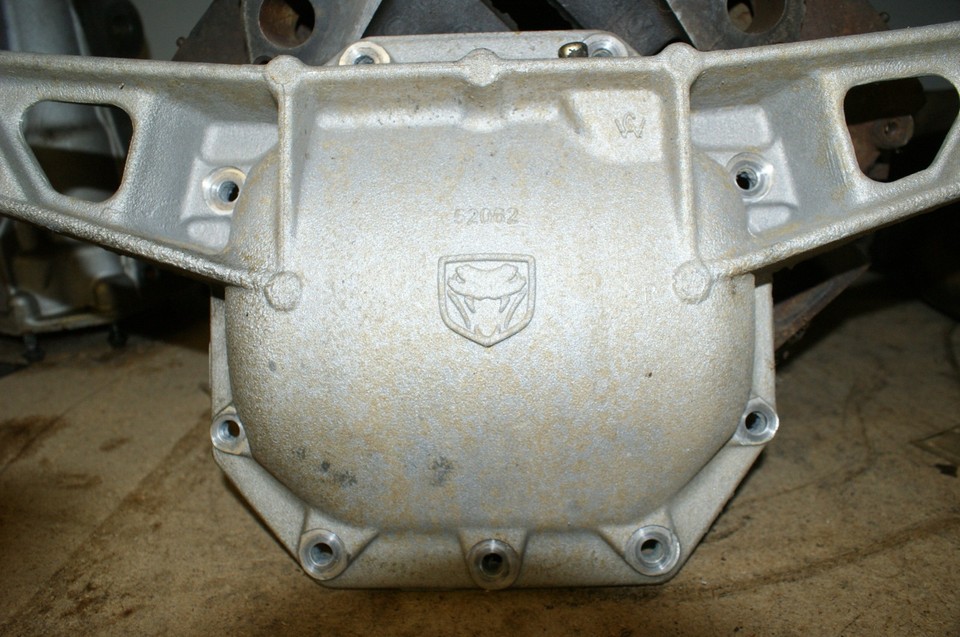 Dodge Viper Gen 3 Rear differential cover - Dana 44 excellent used. | eBay