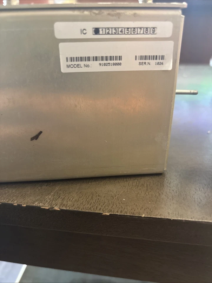 Modelo de pieza de resonancia magnética escaneada E Esaote # 9102518000 - Imagen 3 de 4