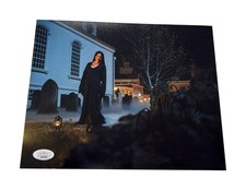 Catherine Zeta-Jones Signed 10x8 Photo – JSA Certified Autograph AK29700 (7505)