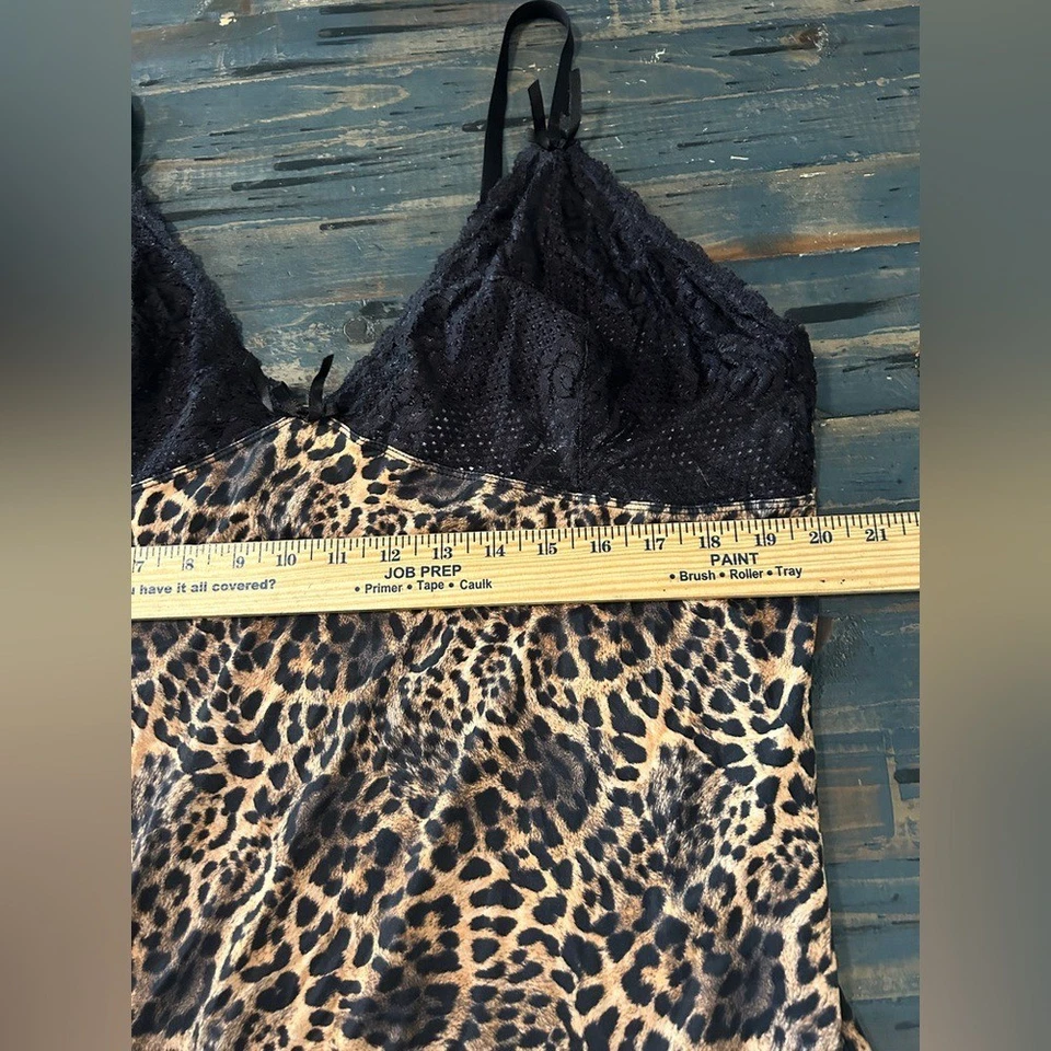 Vestido de Noche Lencería Estampado Guepardo Talla Grande 2X Negro Detalle de Encaje Foto 3 de 4