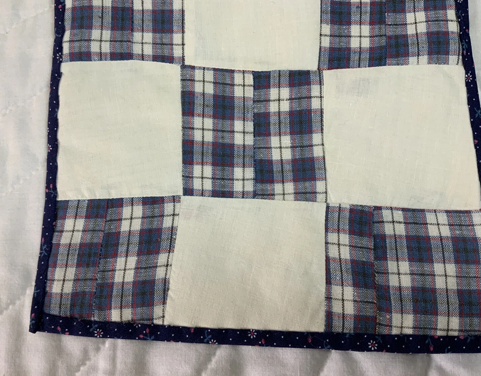 Vintage Patchwork Quilt Table Topper, Nine Patch, Checks, Red, Navy Blue & White - Image 4 of 4