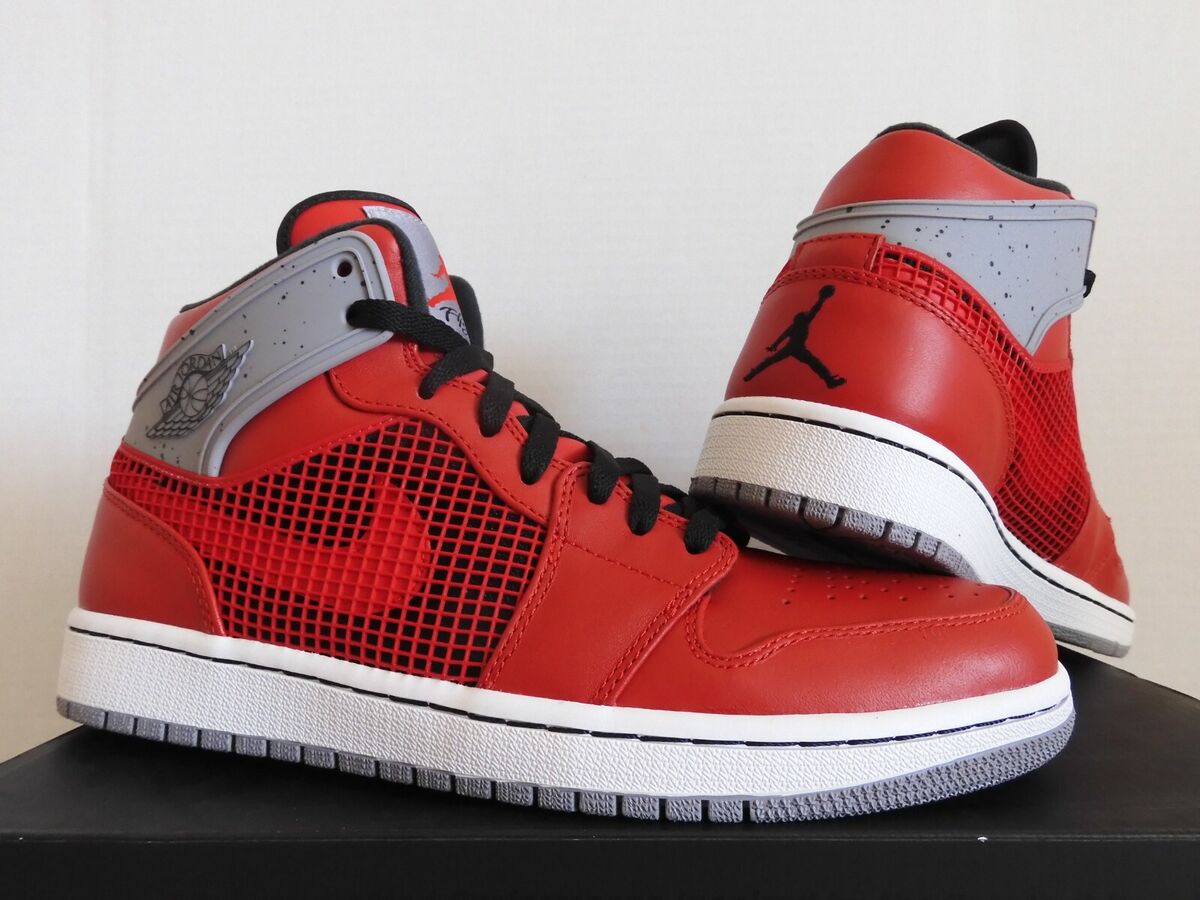 NIKE AIR JORDAN 1 RETRO 89 1 RETRO FIRE RED-BLK-CEMENT GREY NIKE AIR JORDAN 1 RETRO 89 1 RETRO FIRE RED-BLK-CEMENT GREY