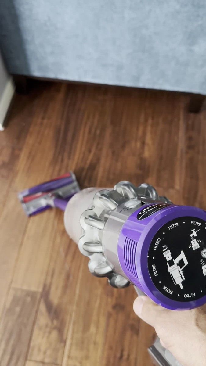 Dyson - Cyclone V10 Animal+ Cordless Stick Vacuum - Purple. in