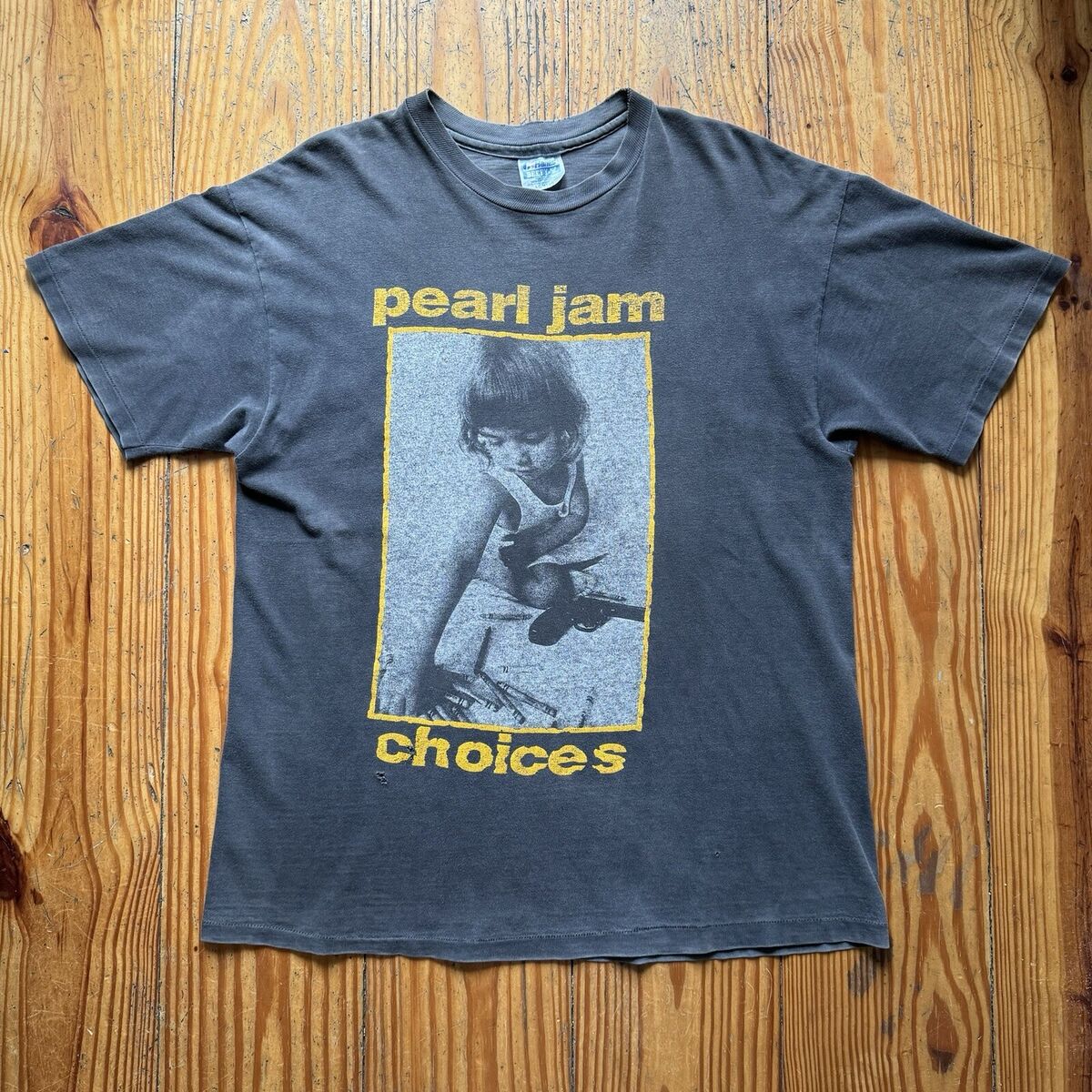 Vintage 1992 Pearl Jam 'choices' T-shirt Yellow Lollapalooza Vintage 1992 Pearl Jam 'choices' T-shirt Yellow Lollapalooza