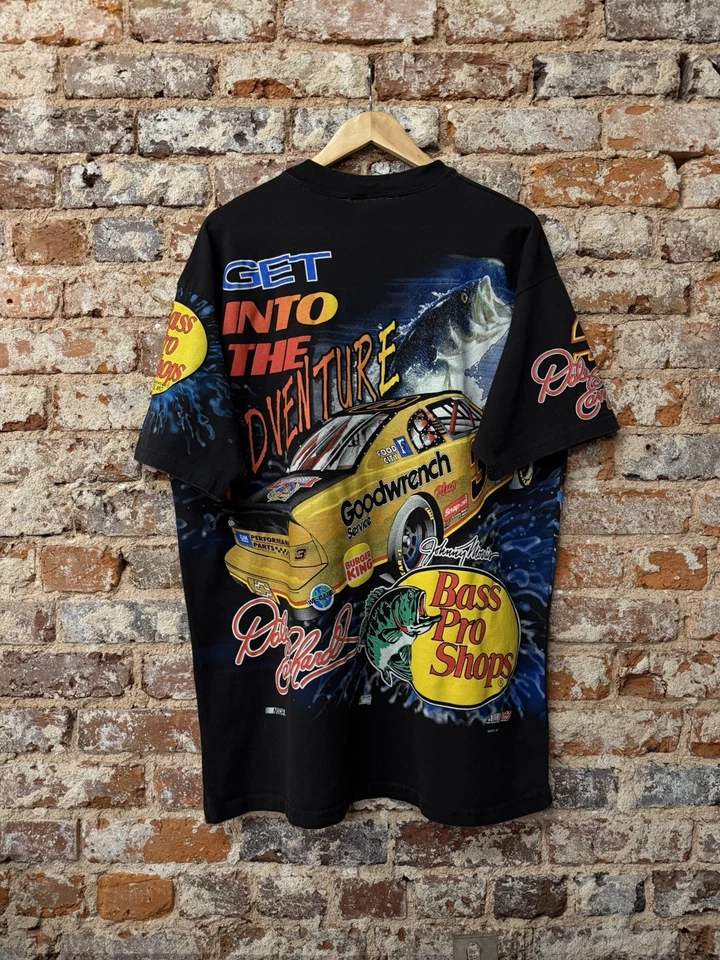 Camiseta vintage años 90 Dale Earnhardt Bass Pro Shops The Thrill of The Strike AOP Foto 2 de 4