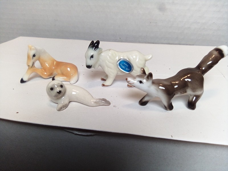 vtg. BUG HOUSE colt, seal, mt. goat, fox figurines lot