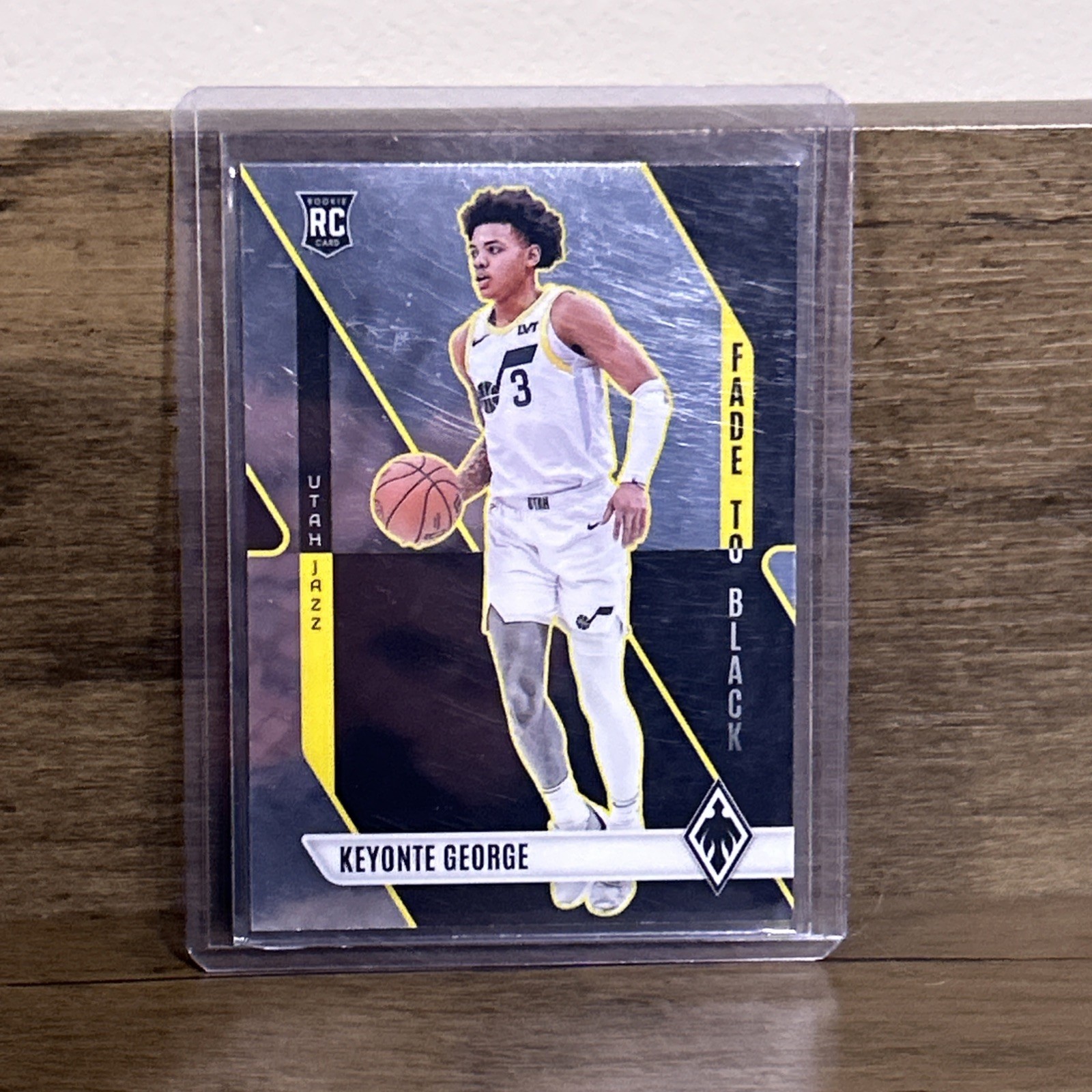 2023-24 Panini Phoenix - Fade to Black Keyonte George #17 Silver (RC)