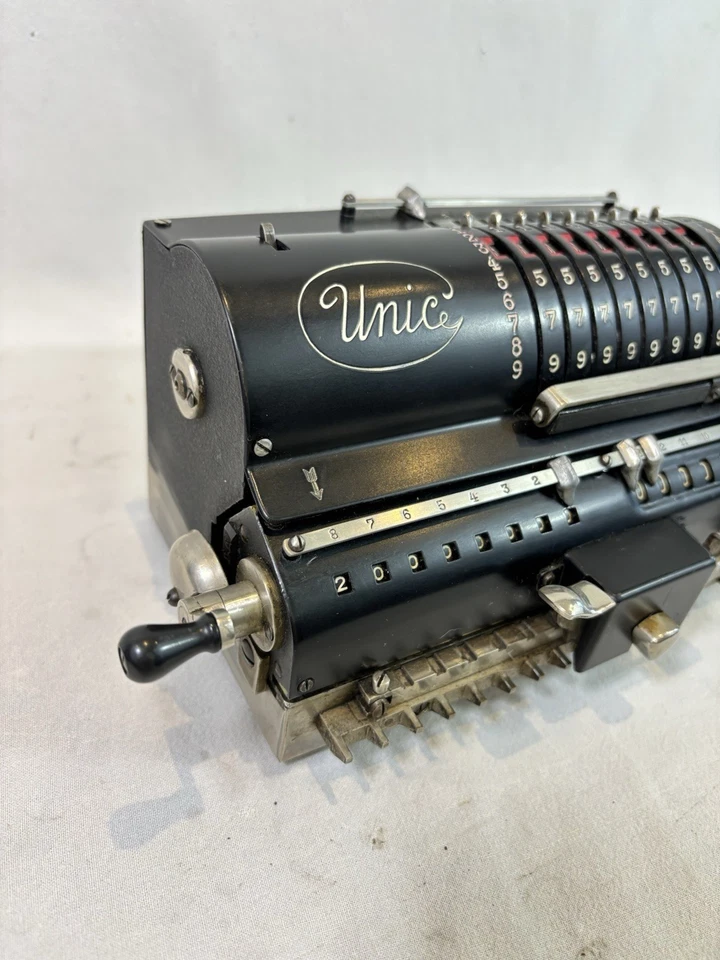 Machine à Calculer Mécanique Vintage -Arithmomètre à Manivelle Nettoyée Revissée - Photo 3/4