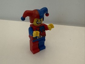 NEW Lego Court JESTER Minifig w/Red & Blue Hat - Castle Kingdoms Minifigure 7079