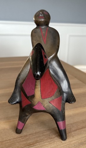 MANUEL FELGUEREZ Pottery Sculpture - Horse Rider - Etched Geometric Patterns - Picture 2 of 20