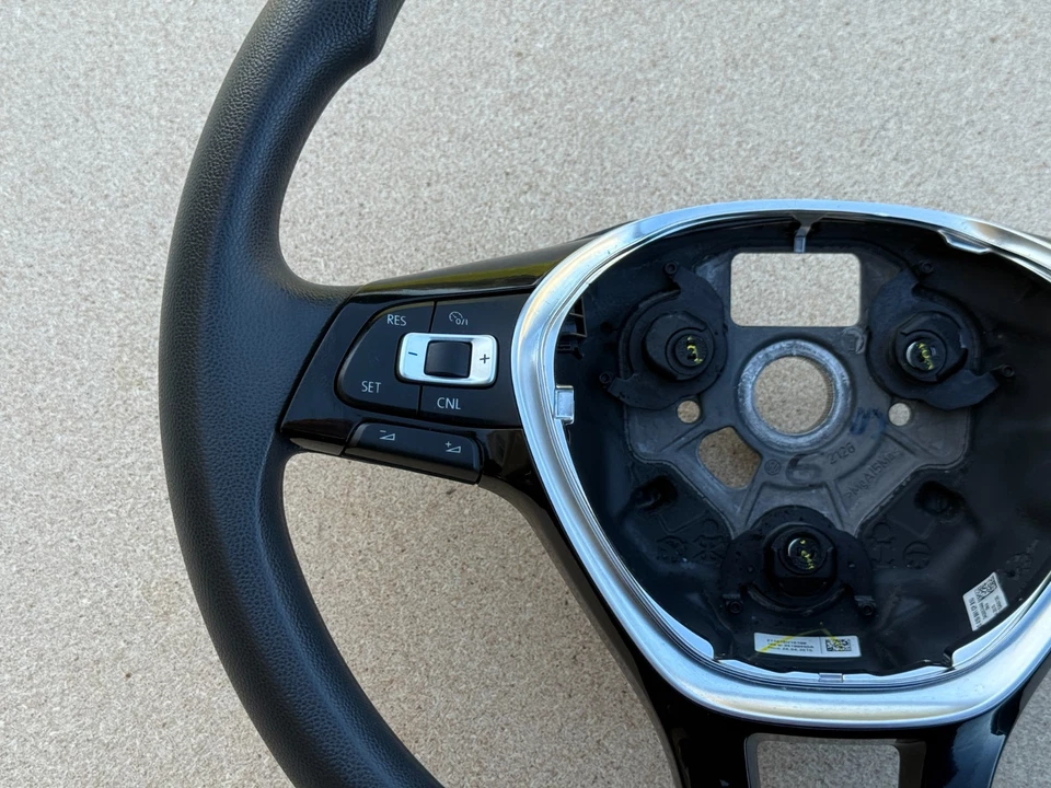 2014-2018 Volkswagen Jetta Driver Steering Wheel w/ Audio & Cruise Control OEM - Image 3 of 4