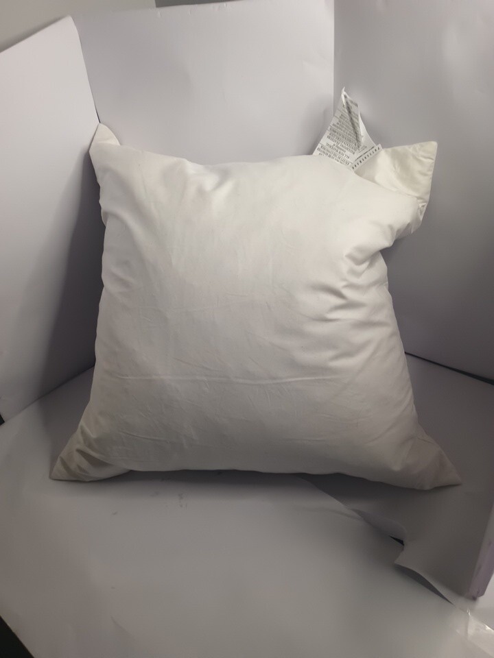 Pottery Barn Waterfowl Feather Pillow Insert 20 X 20 eBay