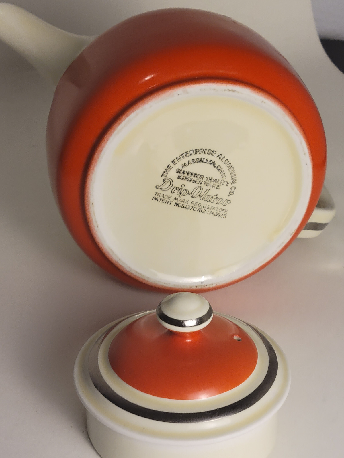 Vint. Uranium Red Cream Drip-O-Lator Tea Pot Enterprise Aluminum Company Teapot