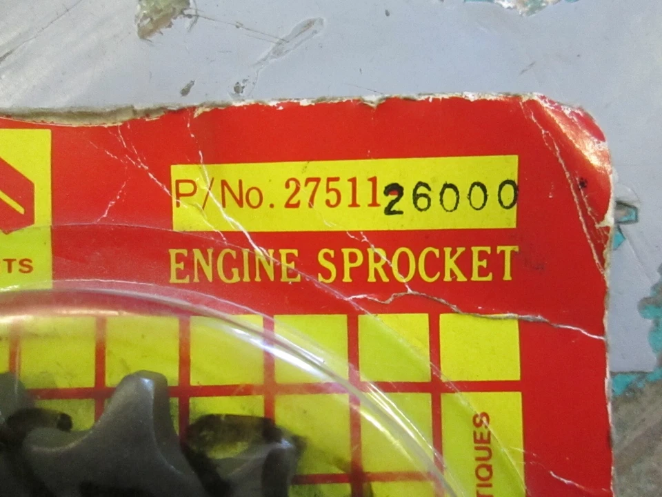 Piñón delantero 420 X 15 dientes vintage como nuevo OEM Suzuki TS / TM75 17511-26000 Foto 2 de 4