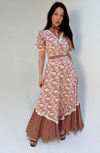 Vintage Prairie Maxi Ditsy Laura Dress Lace Ribbon Cotton Ashley Gypsy Tiered