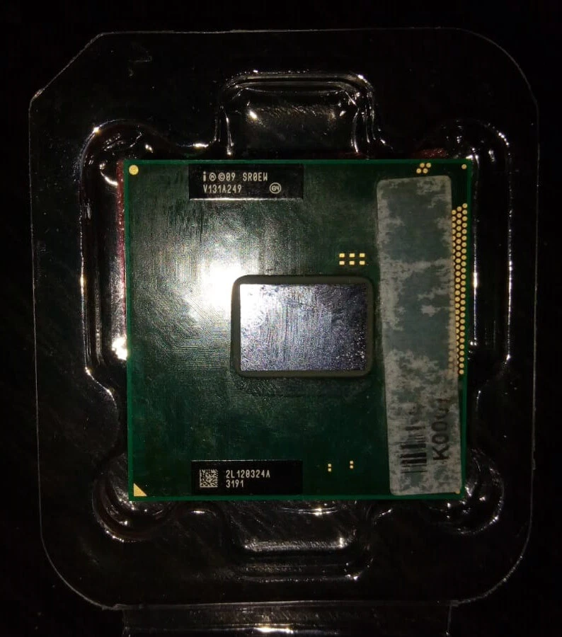 CPU INTEL CELERON Mobile dual core B800 1,5Ghz SR0EW Socket G2 (988) - Immagine 2 di 2