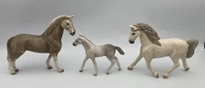 Schleich HOLSTEINER FAMILY Stallion Mare Foal Horse 13860 13859 13858 Figures
