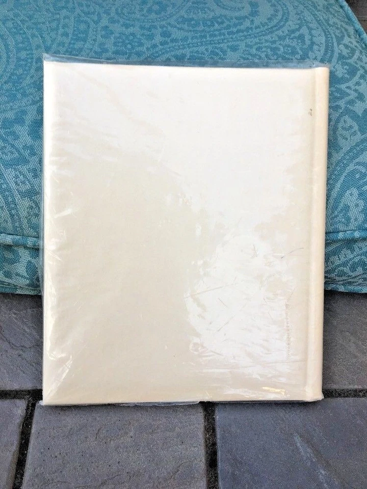 Libro álbum de memoria Gibson "Our Wedding" 1978 vintage con sobrepolvo de plástico Foto 2 de 4