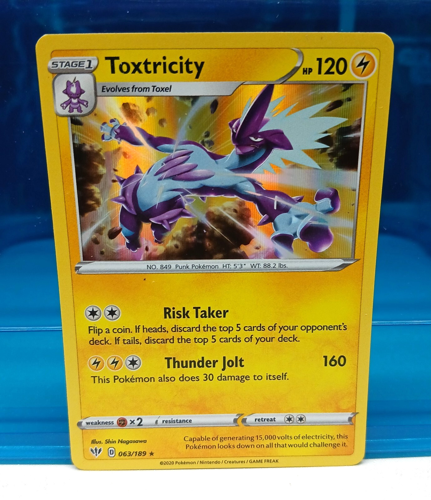 Pokemon Toxtricity Darkness Ablaze Reverse-Holo Rare Card 63/189