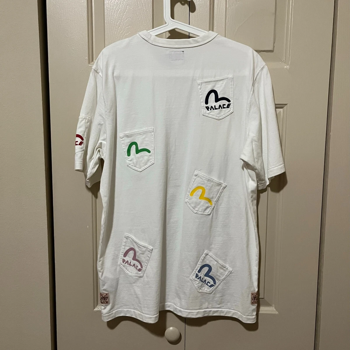 Palace x Evisu Multi Pocket T-shirt White Size XL New without Tag