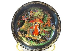 RUSSIAN LEGENDS II " THE PRINCESS AND THE SEVEN BOGATYRS " COLLECTOR  PLATE