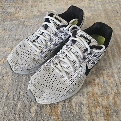 Women's Size 8 Nike Air Zoom Structure 19 White/Light Grey