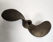 VINTAGE / ANTIQUE SOLID BRASS BOAT PROPELLER TWO BLADE