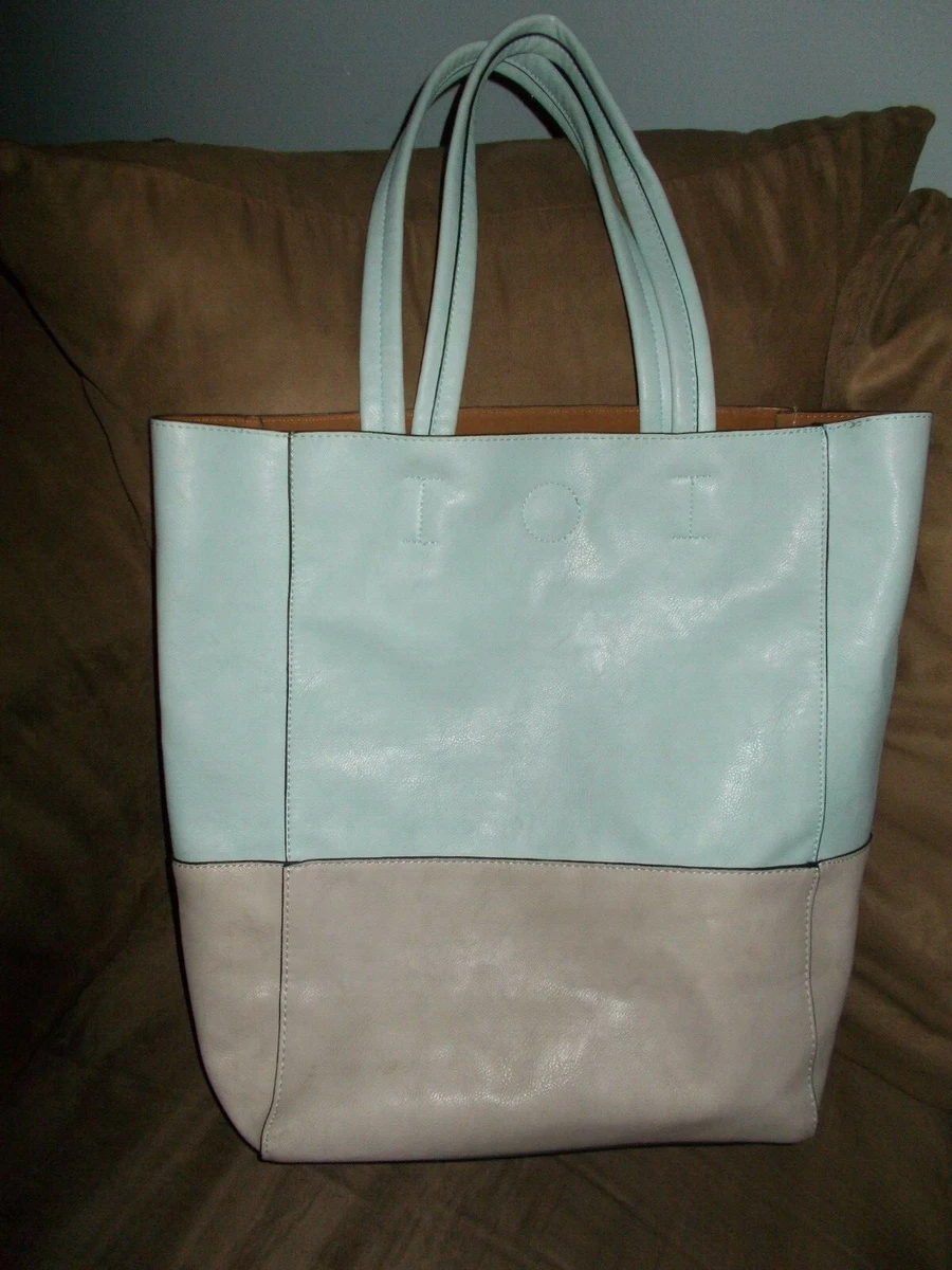 Lily and ivy tote clearance bags