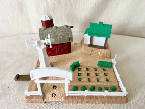 Lotto Playset Micro Macchine Galoob vintage anni 80-90 con auto e accessori - Foto 18 di 24