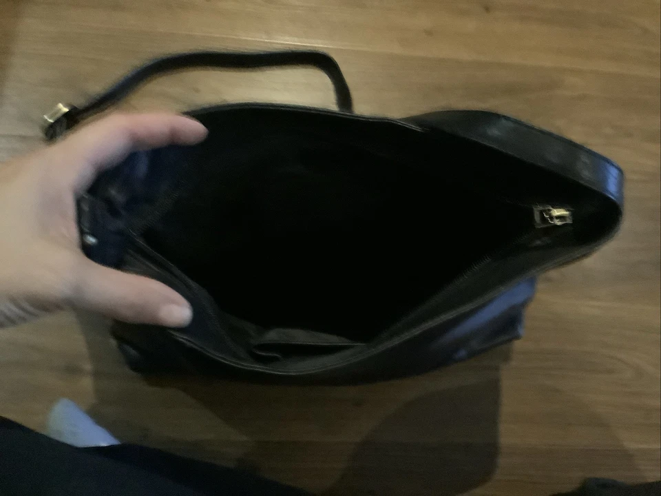 Gigi Blue Leather Shoulder Handbag - Image 4 of 4