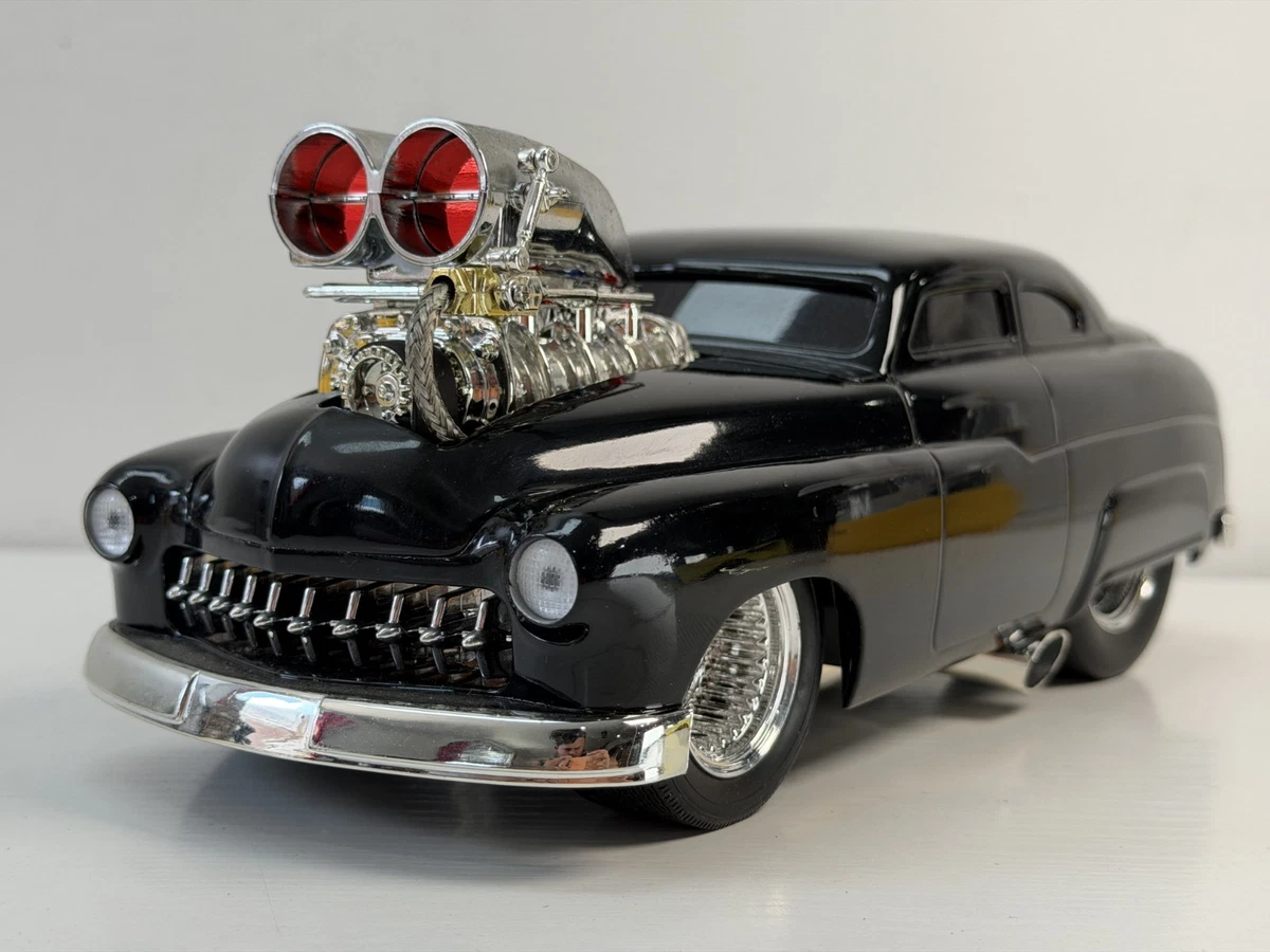 ミニカー Muscle Machines 1947 Mercury Muscle Machines Mercury 1:18 Scale Diecast & Toy Vehicles for sale