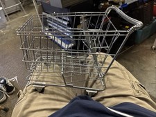 Mini Metal Shopping Cart