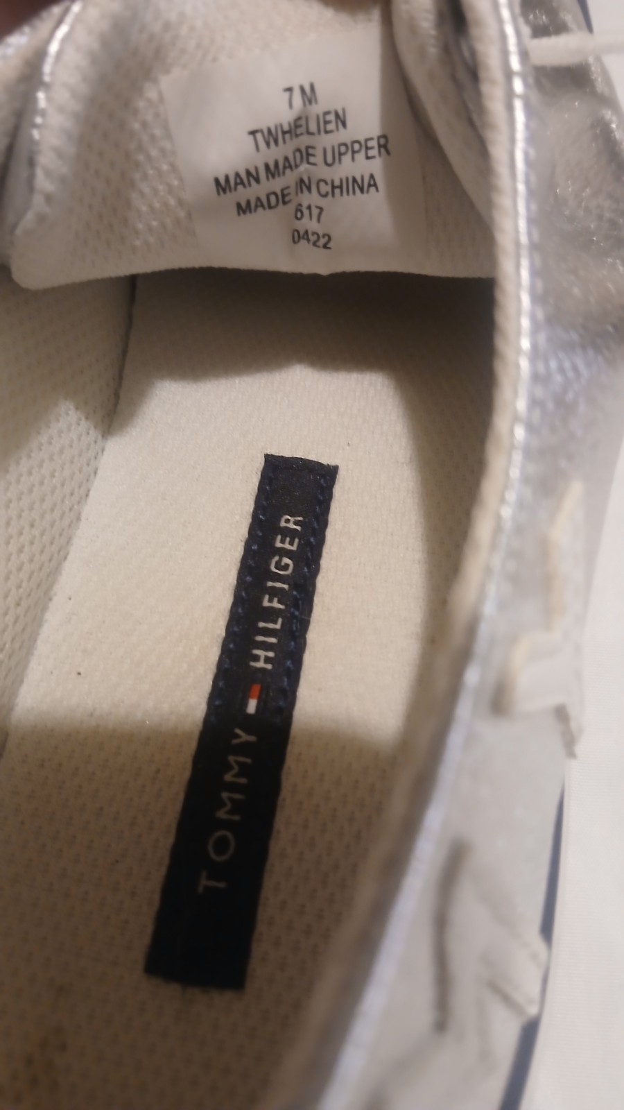 Tommy Hilfiger women shoes Size 7 Silver On The Shoe With White Laces thumbnail 3