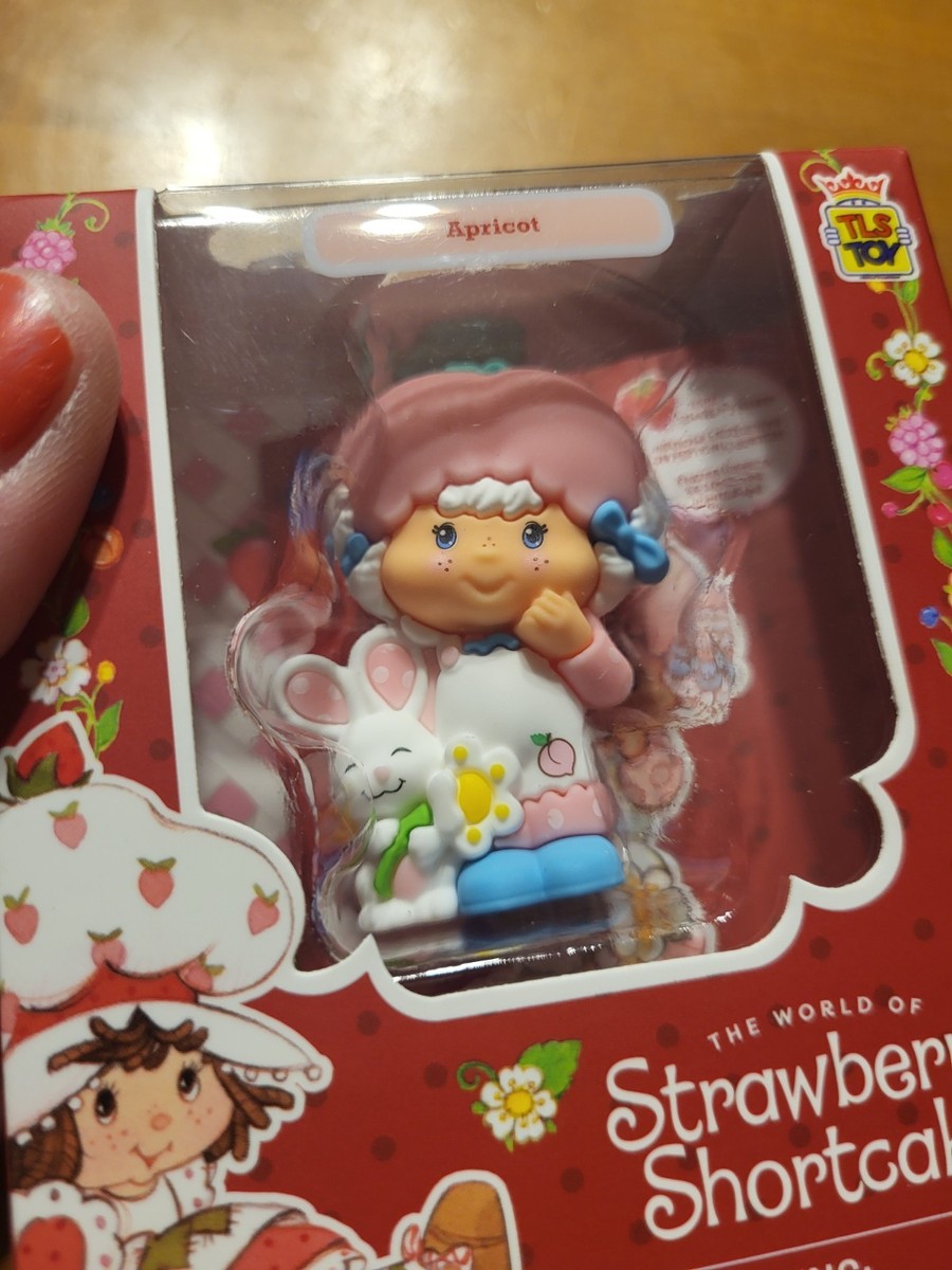 APRICOT EASTER BUNNY CHASE TLS Toys Cheebee World of Strawberry