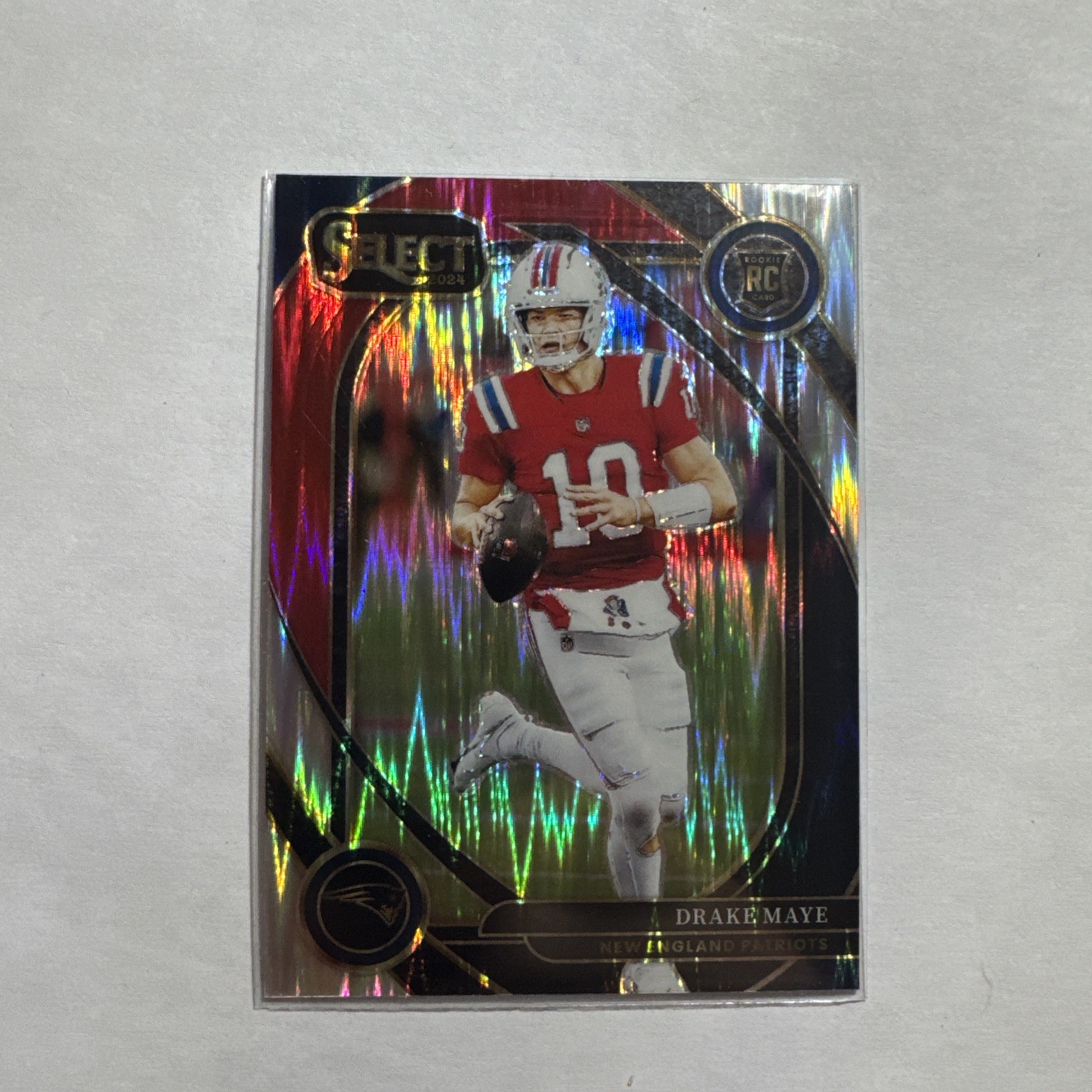 2024 Panini Select - Club Level Drake Maye #218 Black & Red Shock Prizm (RC)