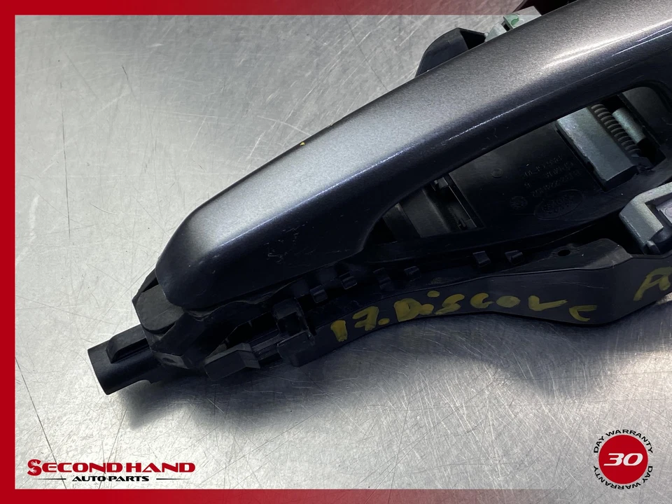 Manija de puerta trasera izquierda Land Rover Discovery Sport L550 15-19 sin llave Foto 2 de 4